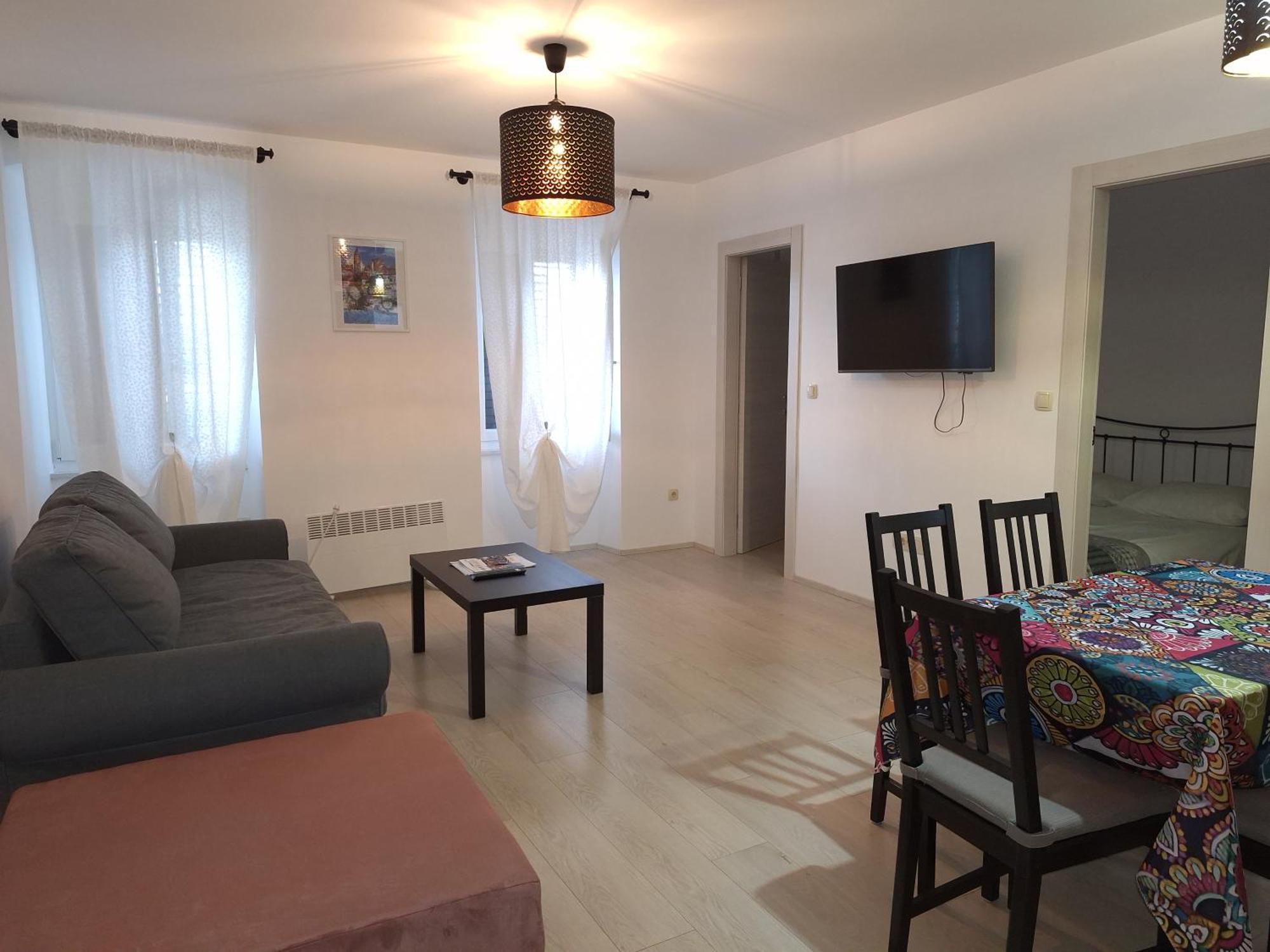 Apartments Knezgrad Ловран Екстер'єр фото