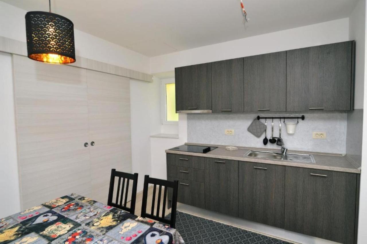 Apartments Knezgrad Ловран Екстер'єр фото